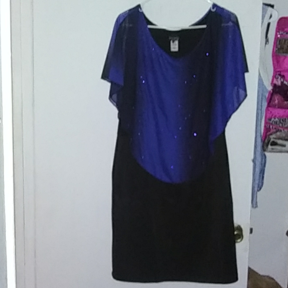 Elegant Glittery Navy Blue & Black Dress